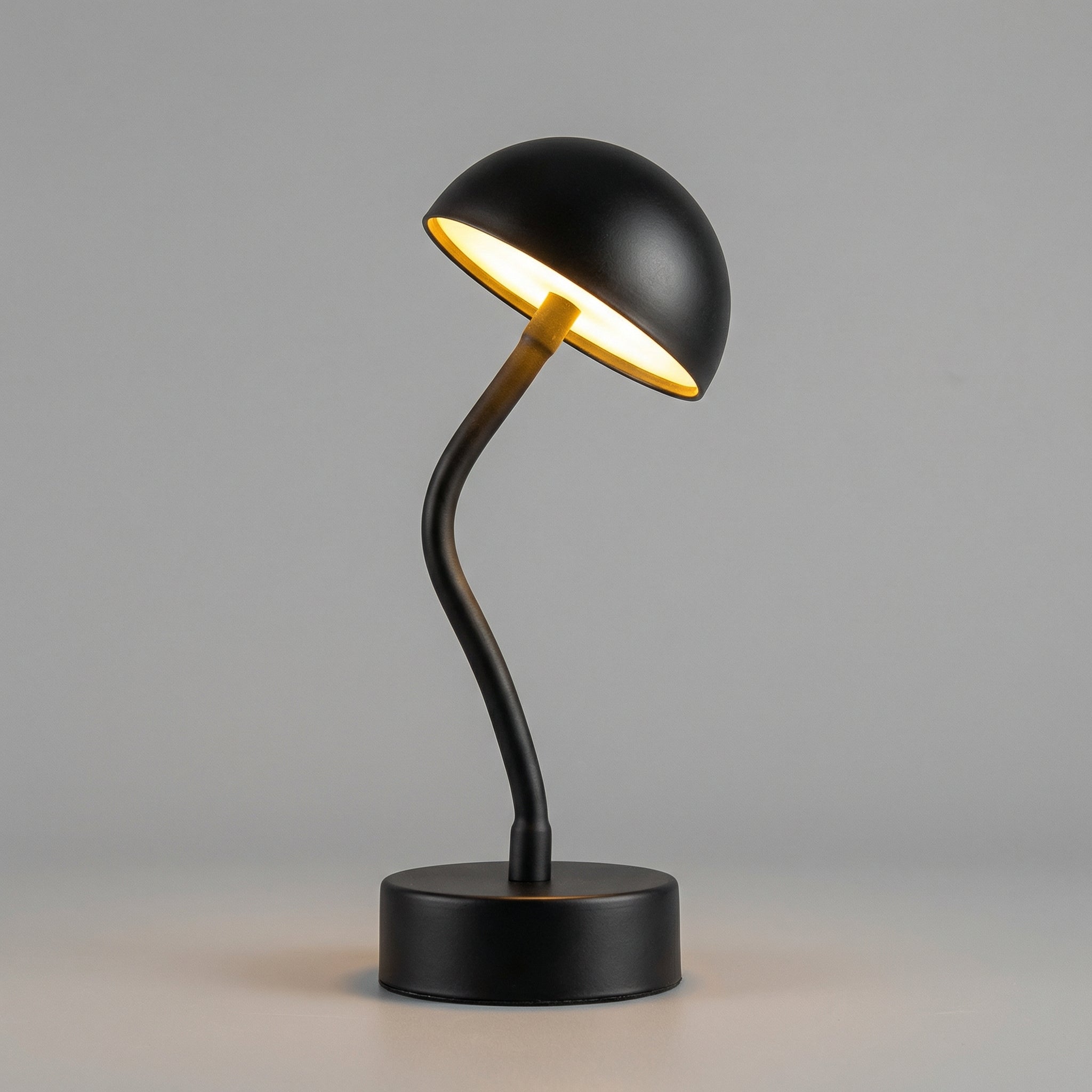 LumosMushroom | Modern Cordless Dimmable Table Lamp for Cozy Spaces