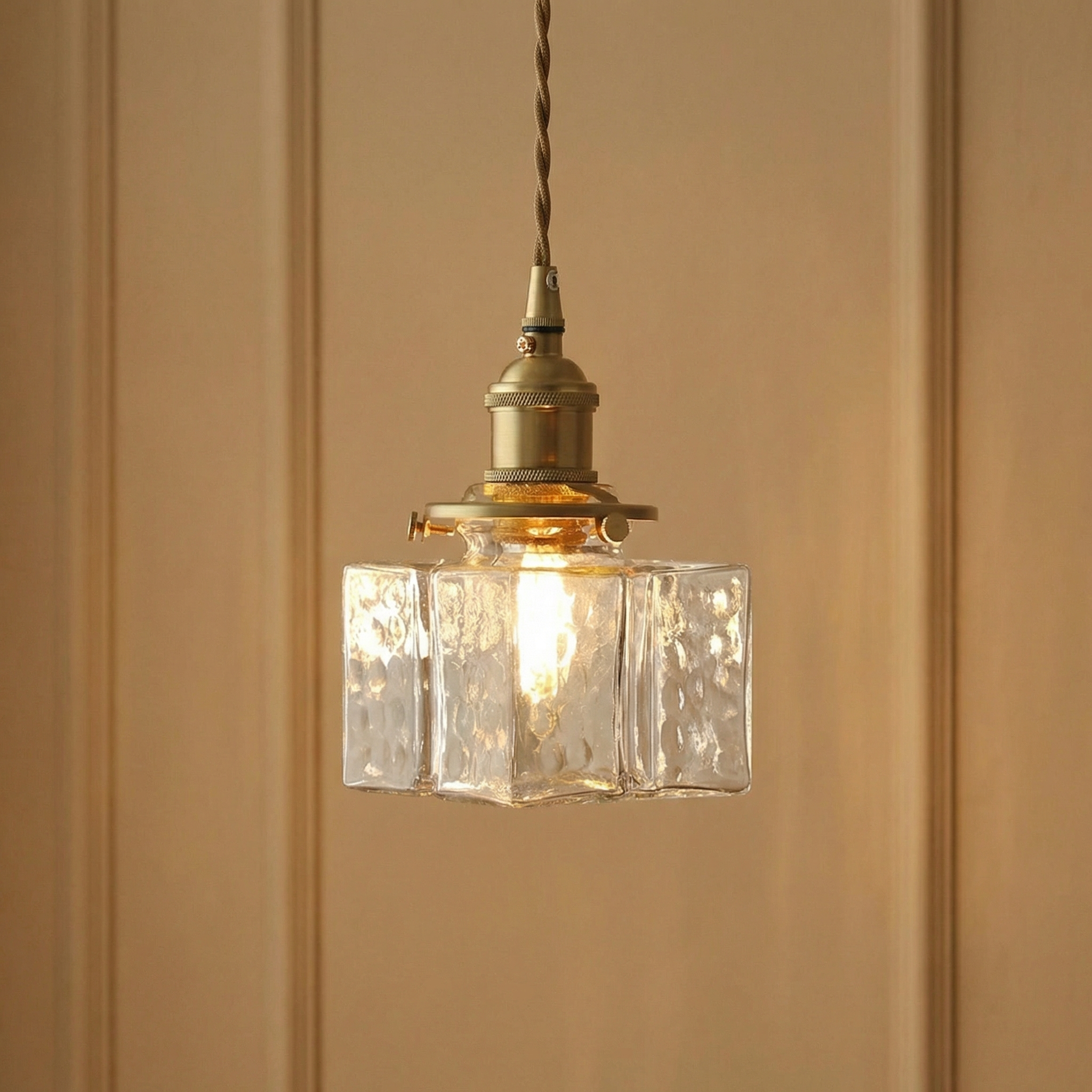 SavoyGlass | Elegant Retro Textured Glass Pendant Light Fixture