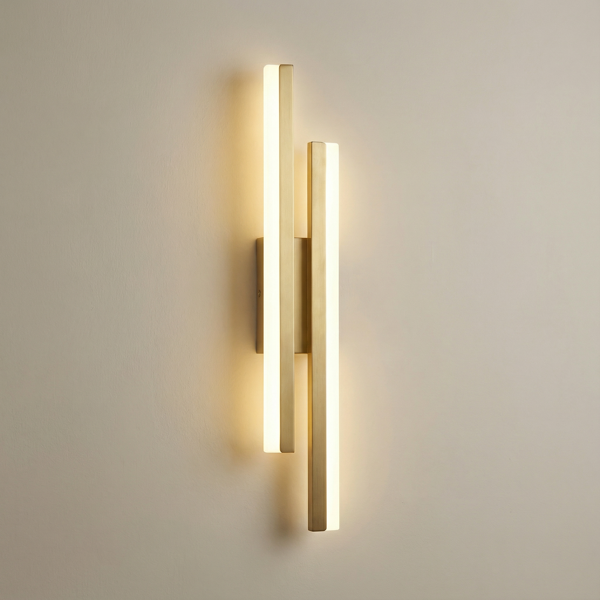 AcryLux | Sleek Modern Acrylic Wall Sconce Light for Stylish Spaces