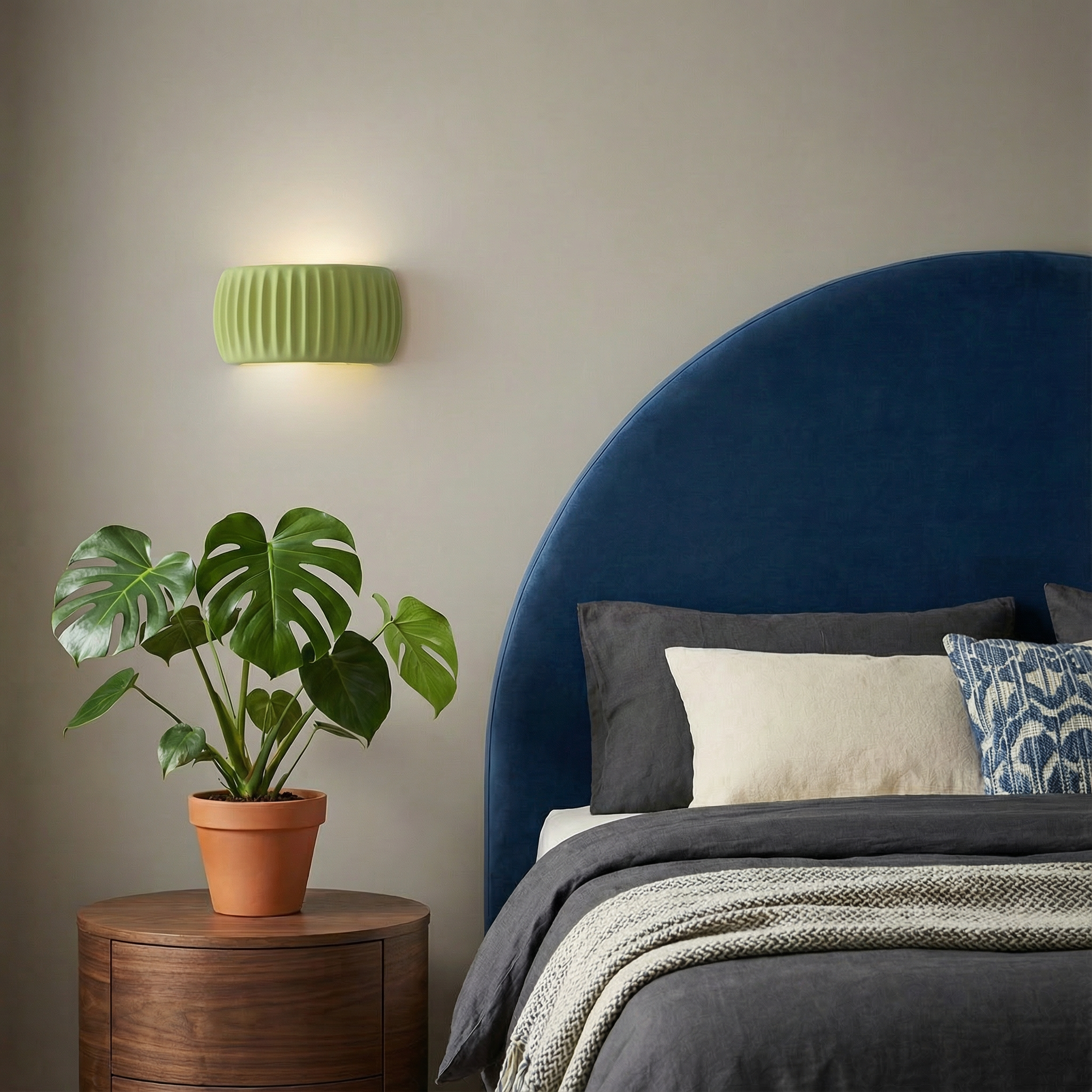 ResinGlow | Modern Sleek Wall Sconce Light for Contemporary Interiors