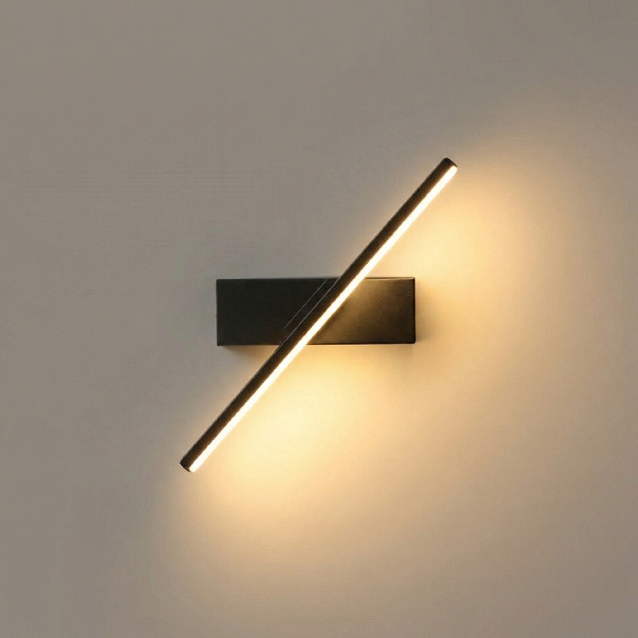 Luminara | Sleek Modern Rotatable Wall Light Fixture for Custom Illumination