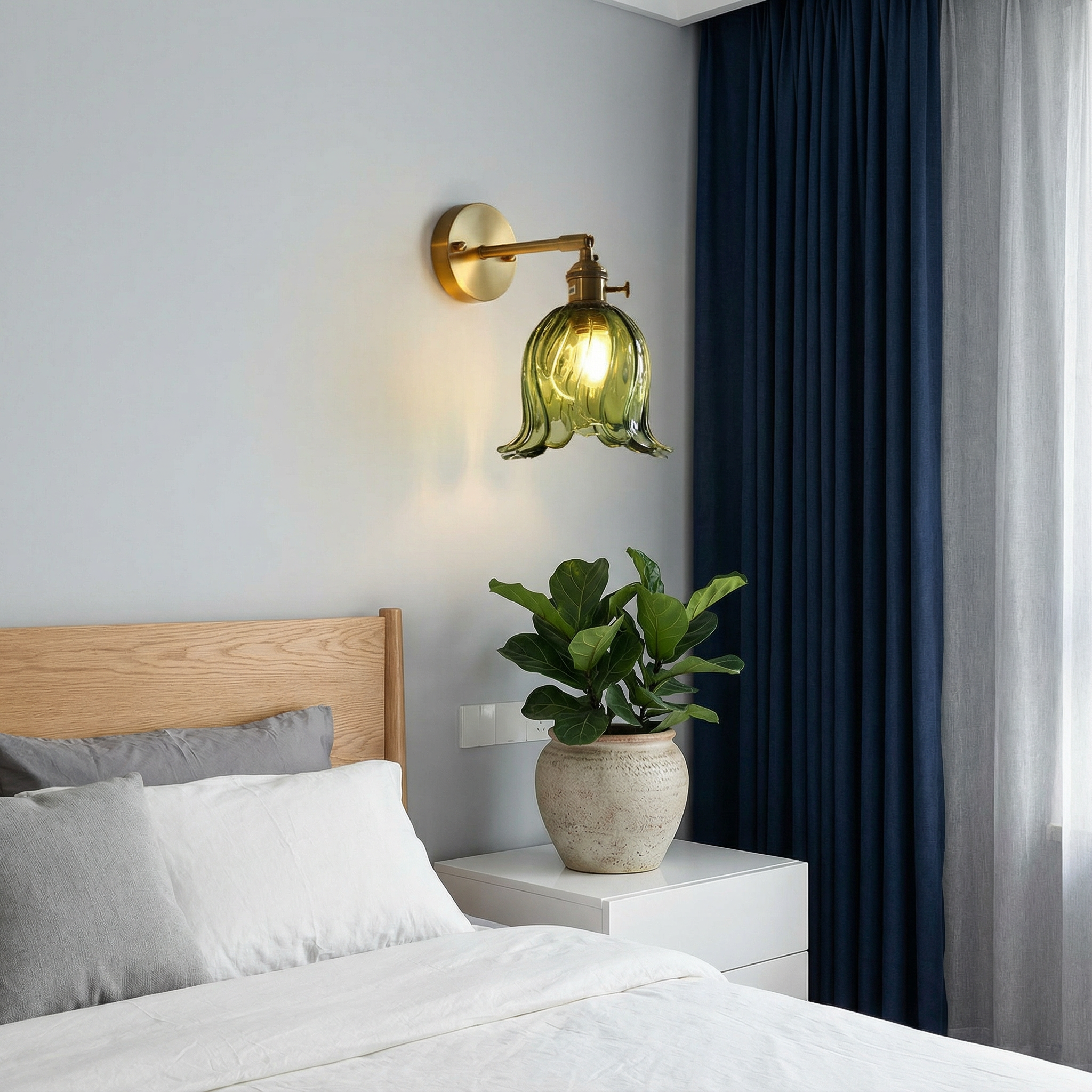 Floral Elegance | Glass Wall Light with Soft LED Glow | Modern Sconce for Cozy Ambiance