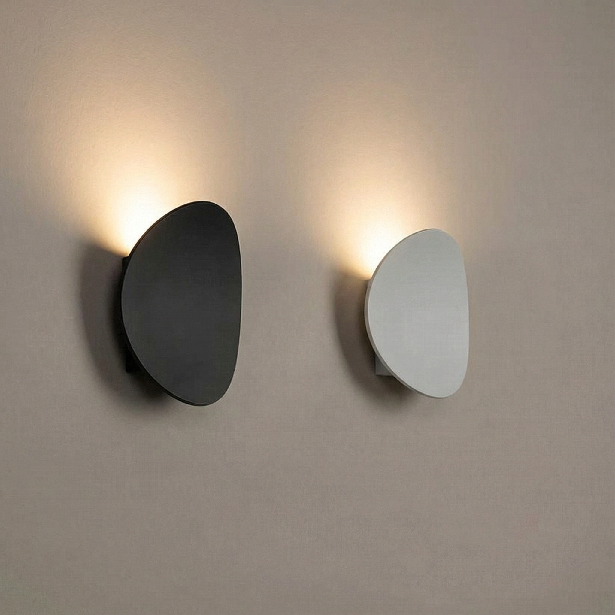 Modern Aluminum Wall Lamp | Sleek LED Design with Elegant Illumination for Home Decor