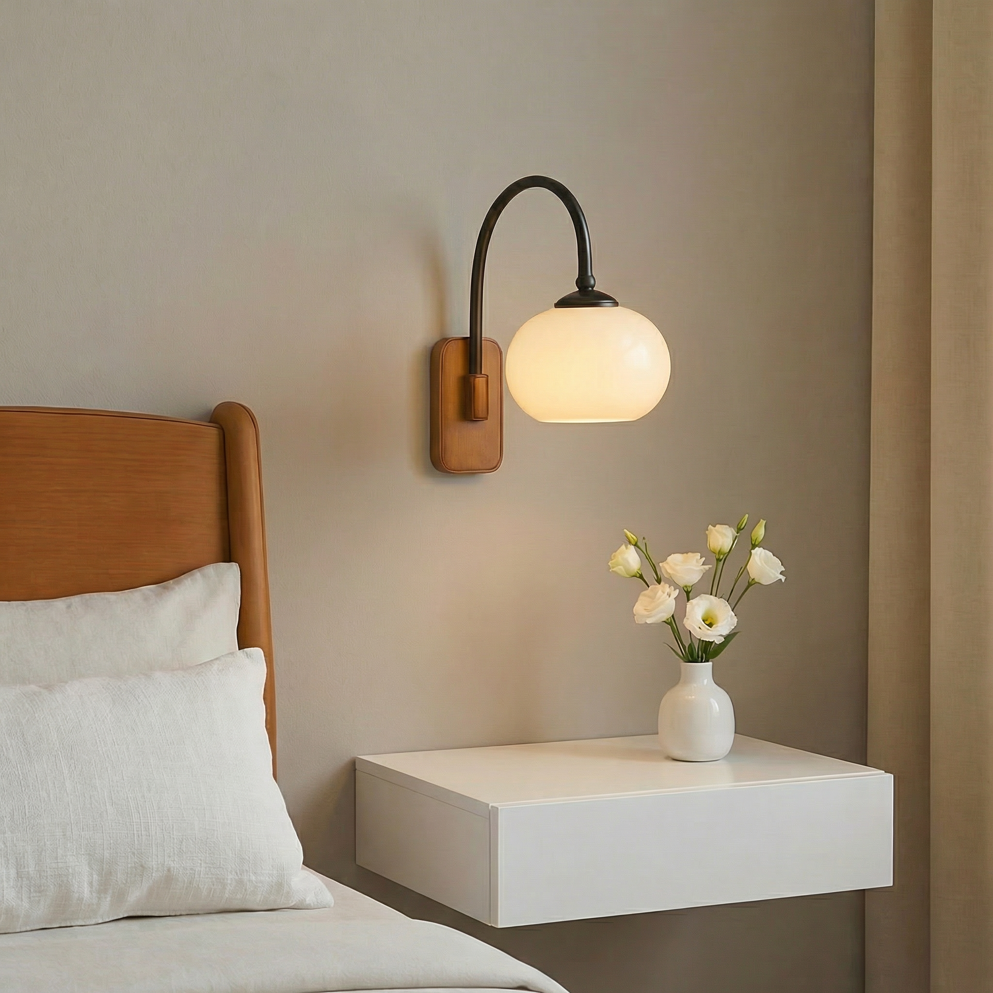 Bauhaus Collection | Wall Light Sconce with Rotatable Arm & Warm LED | Contemporary Design for Modern Elegance