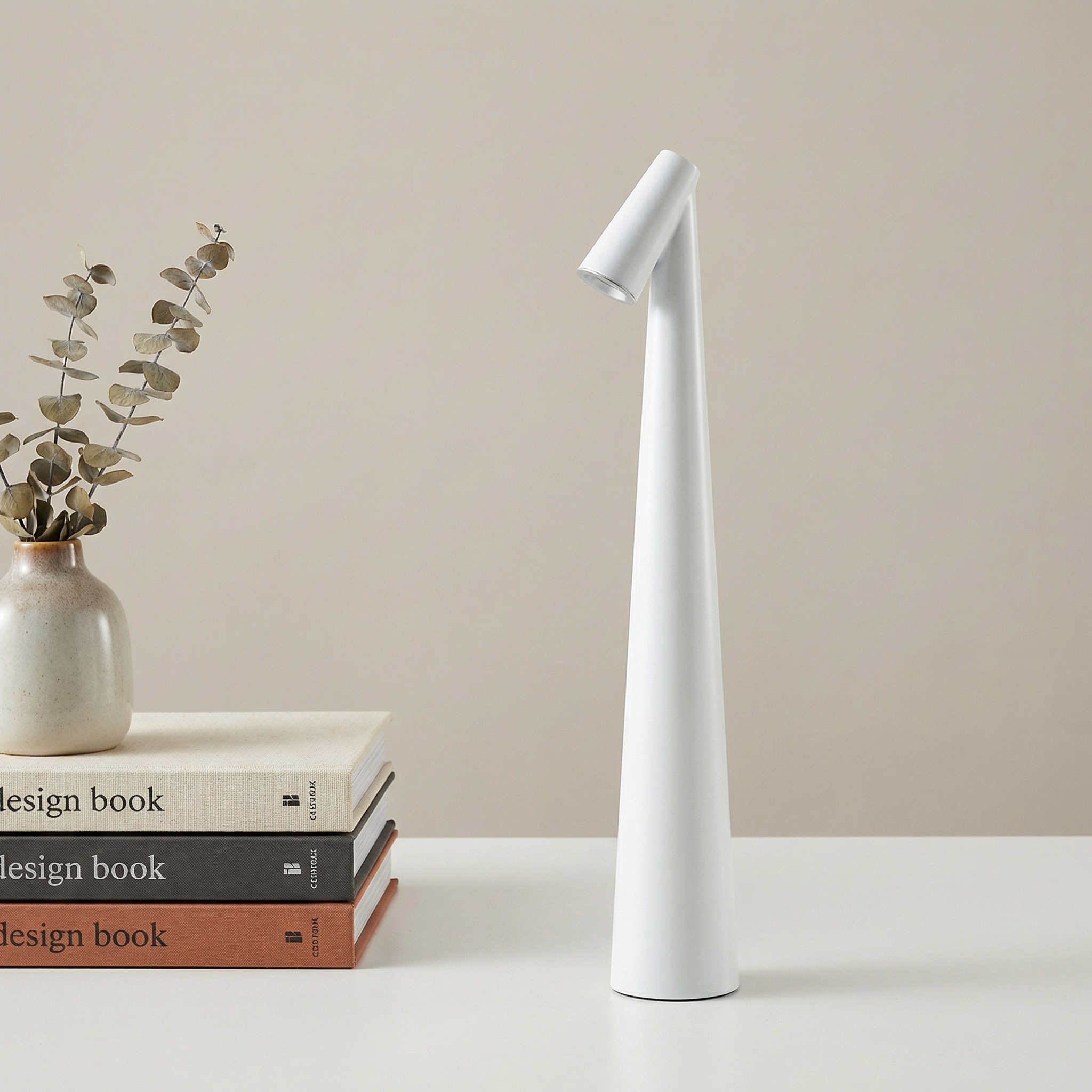 Contemporary Table Lamp with Adjustable Height | Modern Minimalist Design for Cozy Ambiance