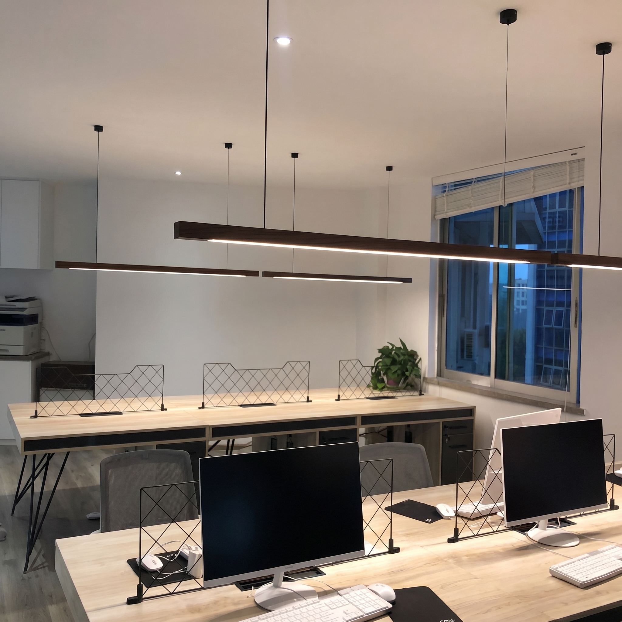 Modern Linear Wood Pendant Light | LED Ceiling Lamp for Kitchen Island & Dining Table