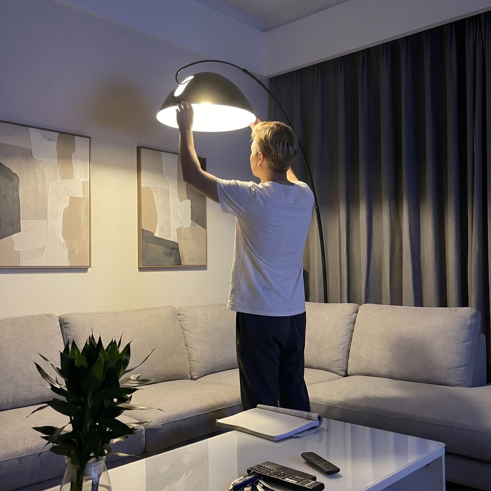 Nordic Elegance | Modern Floor Lamp with Adjustable Height & LED Bulb | Minimalist Design for Living Room Illumination