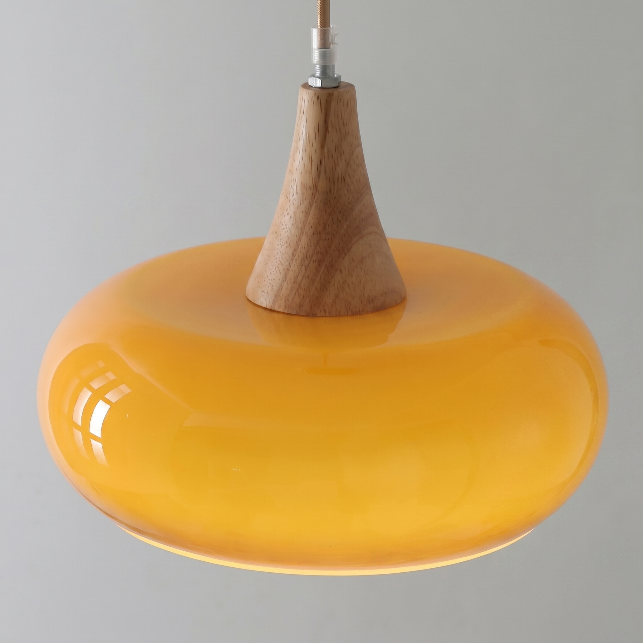 AmberGlow | Elegant Amber Glass Kitchen Pendant Lighting with Wooden Top